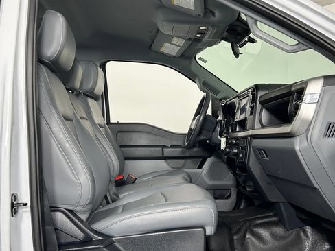 Used 2024 Ford F250 XL AWD/4WD image 11