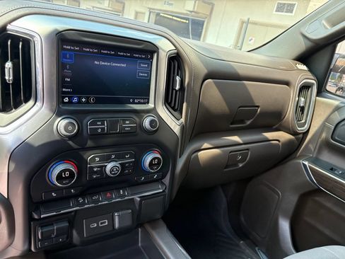Used 2021 Chevrolet Silverado 1500 LT Trail Boss AWD/4WD image 21