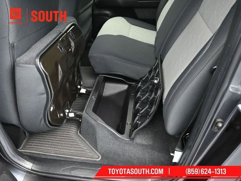 Used 2022 Toyota Tacoma TRD Sport image 24