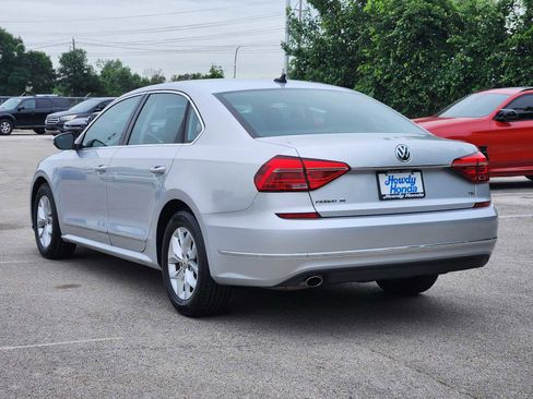 Used 2016 Volkswagen Passat 1.8T SE w/ Lighting Package (P06) FWD image 5