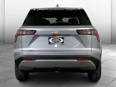 Used 2025 Chevrolet Equinox LT image 3