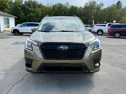 Used 2023 Subaru Forester Premium AWD/4WD image 19