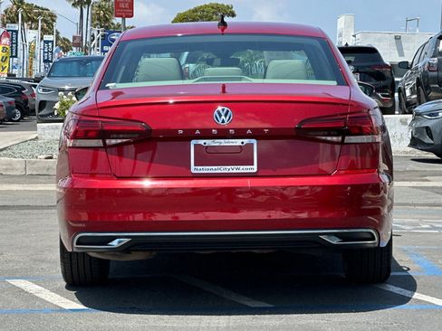 Used 2020 Volkswagen Passat 2.0T SEL FWD image 6