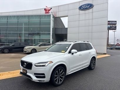 Used 2019 Volvo XC90 T5 Momentum w/ Multimedia Package