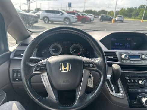 Used 2011 Honda Odyssey EX-L image 16