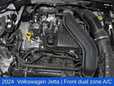 Used 2024 Volkswagen Jetta SEL FWD image 7