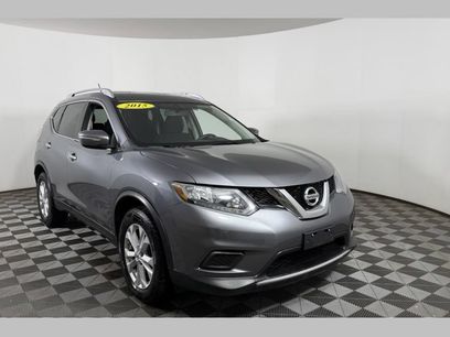 Used 2015 Nissan Rogue SV