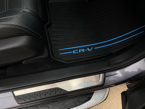 Used 2020 Honda CR-V LX image 15