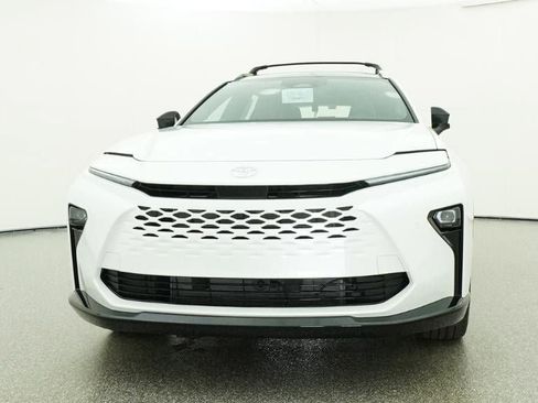 New 2026 Toyota Crown Signia image 31