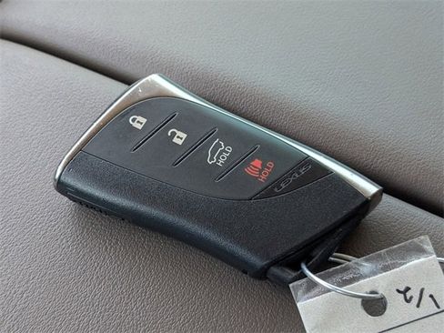 Used 2021 Lexus GX 460 Premium image 34