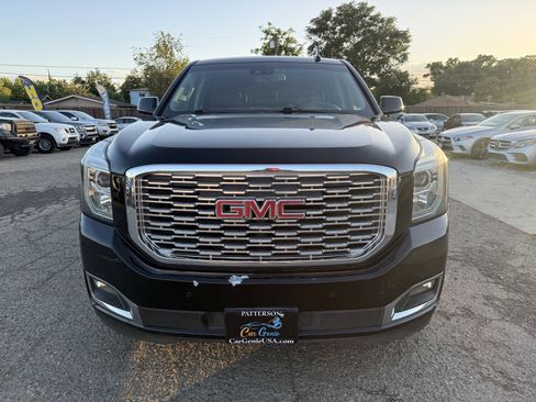 Used 2020 GMC Yukon XL Denali AWD/4WD image 2