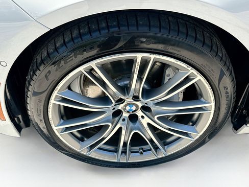 Used 2020 BMW 740i w/ Luxury Rear Seating Package RWD image 35