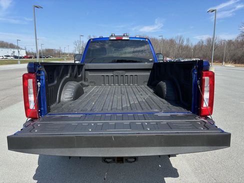 New 2026 Ford F250 XLT w/ FX4 Off-Road Package AWD/4WD image 9