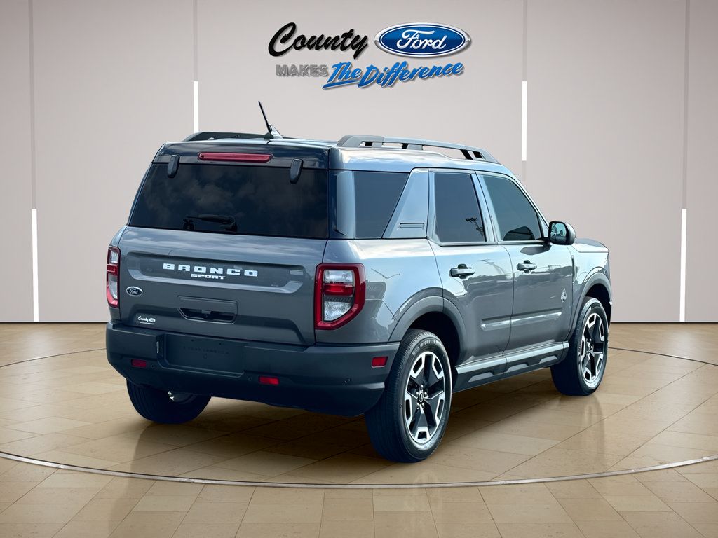 Used 2024 Ford Bronco Sport Outer Banks w/ Tech Package AWD/4WD image 25