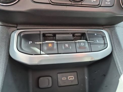 Used 2020 GMC Acadia SLE w/ Driver Convenience Package AWD/4WD image 18