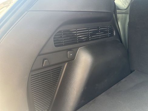 Used 2020 Ford Escape SE image 46