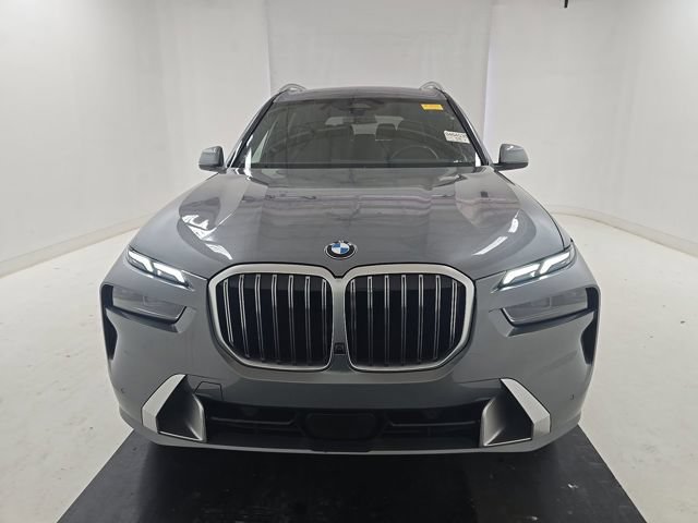 Used 2024 BMW X7 xDrive40i w/ Premium Package AWD/4WD image 2