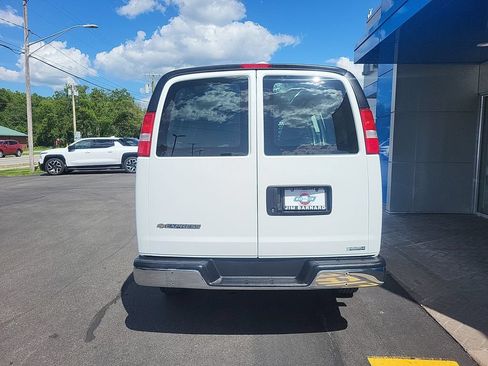 Certified 2025 Chevrolet Express 2500 w/ Driver Convenience Package RWD image 5