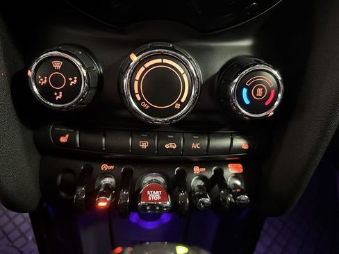 Used 2019 MINI Cooper S w/ Storage Package image 27