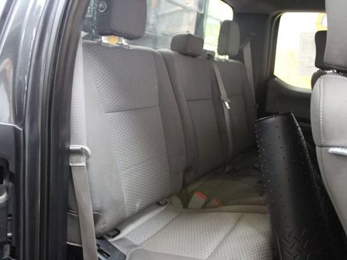 Used 2018 Ford F250 XLT w/ FX4 Off-Road Package AWD/4WD image 9
