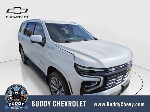 Used 2025 Chevrolet Tahoe High Country AWD/4WD image 1