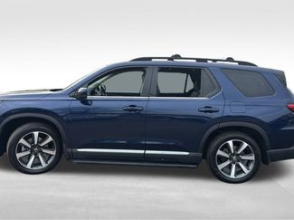 Used 2024 Honda Pilot Elite video 4