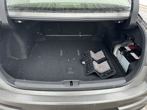 Used 2024 Toyota Crown XLE image 39