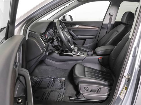 Used 2023 Audi Q5 2.0T Premium w/ Convenience Package AWD/4WD image 7