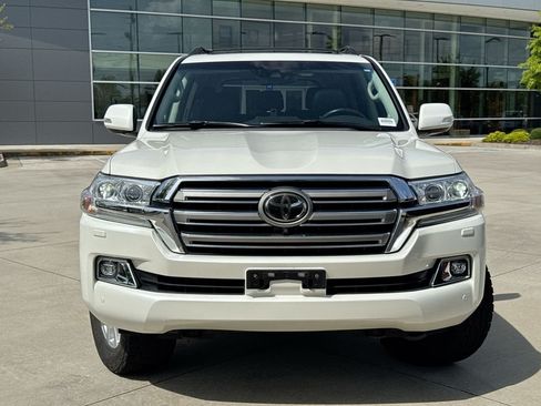 Used 2019 Toyota Land Cruiser AWD/4WD image 4