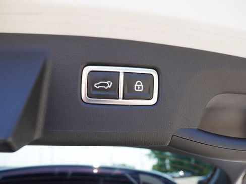 Certified 2023 Kia Sorento SX Prestige AWD/4WD image 23
