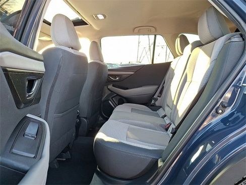 Used 2025 Subaru Outback Premium image 10