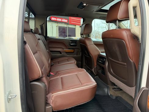 Used 2014 Chevrolet Silverado 1500 High Country image 21