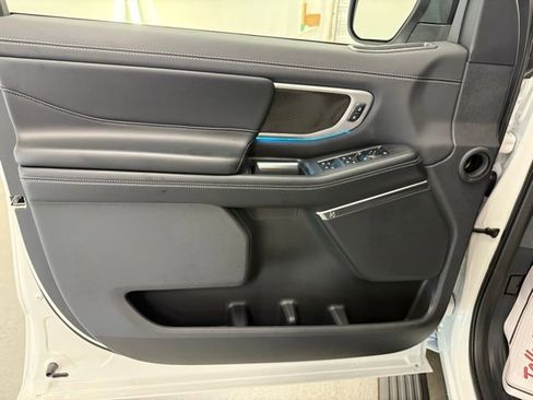 New 2025 Ford Expedition Max Platinum w/ Stealth Performance Package image 15