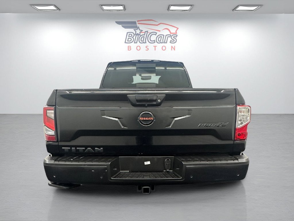 Used 2021 Nissan Titan PRO-4X w/ Pro-4x Convenience Package AWD/4WD image 5