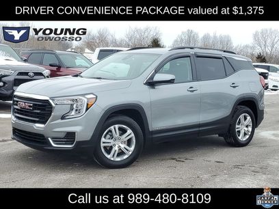 Used 2024 GMC Terrain SLE w/ Driver Convenience Package