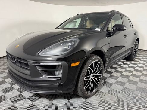 New 2025 Porsche Macan S image 1