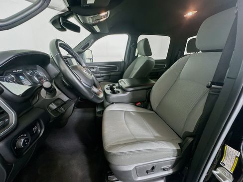 Used 2024 RAM 2500 Big Horn w/ Bed Utility Group AWD/4WD image 13
