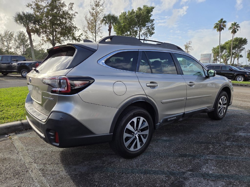 Used 2020 Subaru Outback Premium w/ Popular Package #1 AWD/4WD image 5