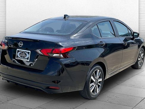 Used 2025 Nissan Versa SV FWD image 5
