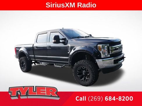 Used 2019 Ford F250 XLT AWD/4WD image 1