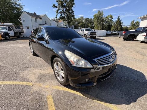 Used 2013 INFINITI G37 x Sedan w/ Premium Pkg AWD/4WD image 4