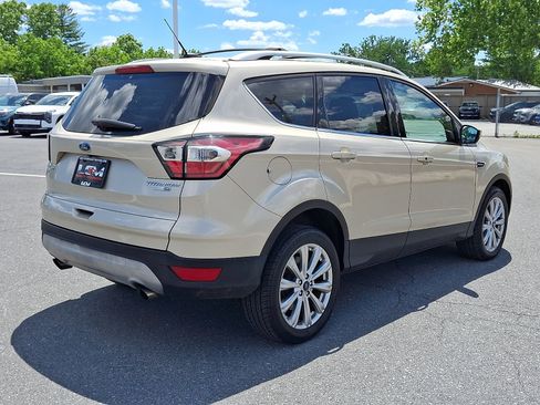 Used 2017 Ford Escape Titanium w/ Equipment Group 301A AWD/4WD image 6