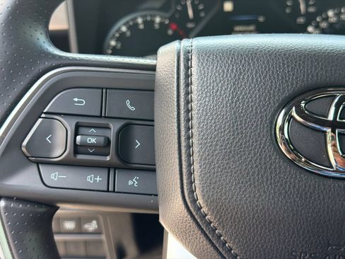 New 2026 Toyota Tundra SR5 AWD/4WD image 30