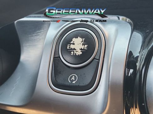 Used 2022 Mercedes-Benz GLB 250 GLB 250 image 28