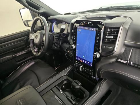 Used 2024 RAM 2500 Limited image 44