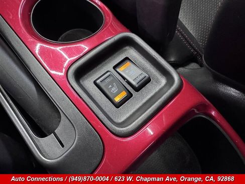 Used 2017 Nissan Juke SL image 15