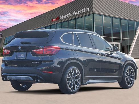 Used 2022 BMW X1 sDrive28i w/ Convenience Package image 4