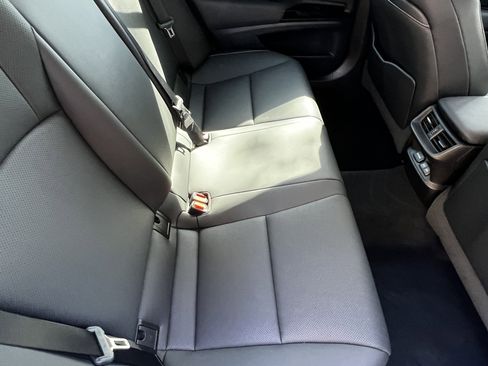 Used 2022 Lexus ES 350 F Sport w/ Accessory Package 2 image 39