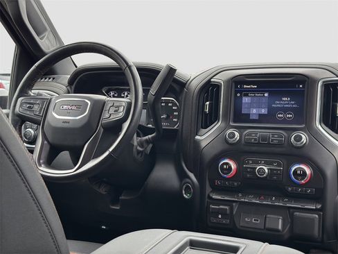 Used 2022 GMC Sierra 2500 AT4 image 16