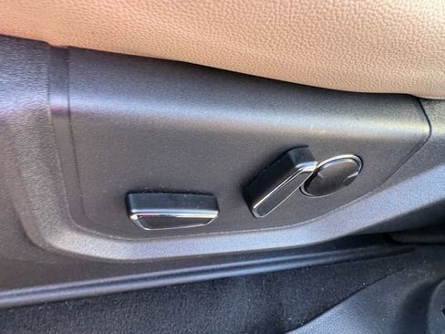 Used 2024 Ford Expedition Limited image 13